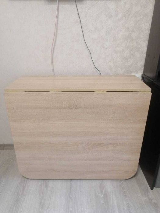 Продам стол раздвижной/книжный