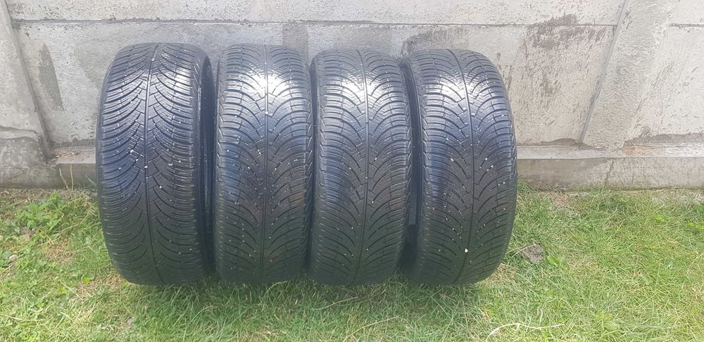 Anvelope All Seasons 235/50/18R