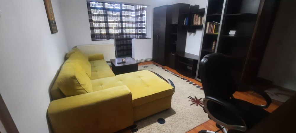 Închiriez apartament 2 camere Craiovița Noua Etajul 1 lîngă Scoala 33