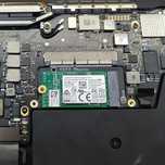 Продавам нови адаптори за ssd дискове за macbook лаптопи