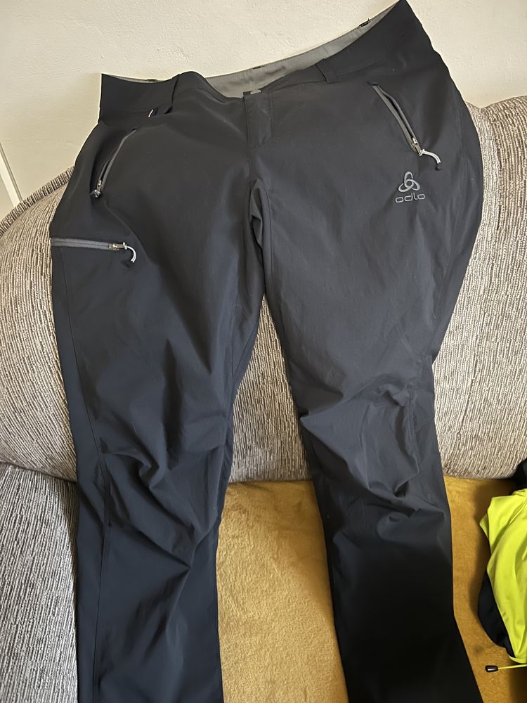 Pantaloni drumetie ( Ortovox , odlo, salewa , jack wolfskin )