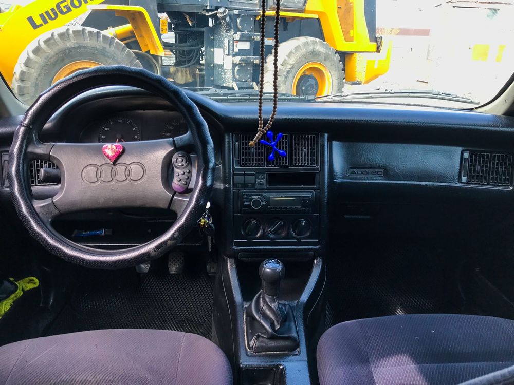 Продаю Audi 80 B3