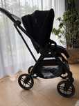 Carucior Maxi Cosi Leona 2 ,ultracompact, scaun reversibil,pana la22kg