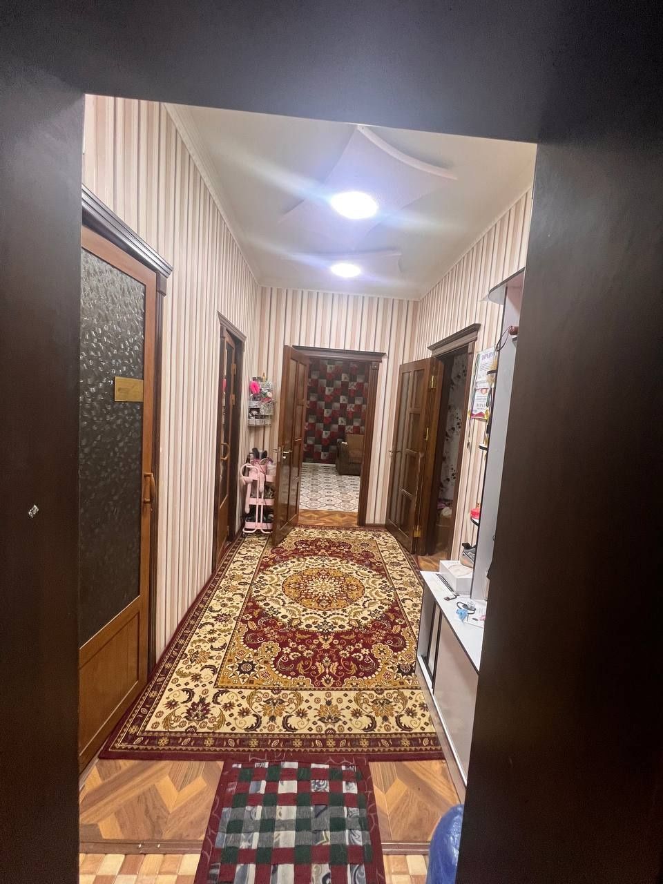 Piridastgir kirpichniy dom
3 etaj 2 xonalik 64 kv
Chinor restaran
Narx