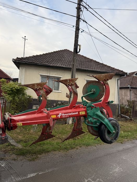 plug reversibil 3 brazde kverneland