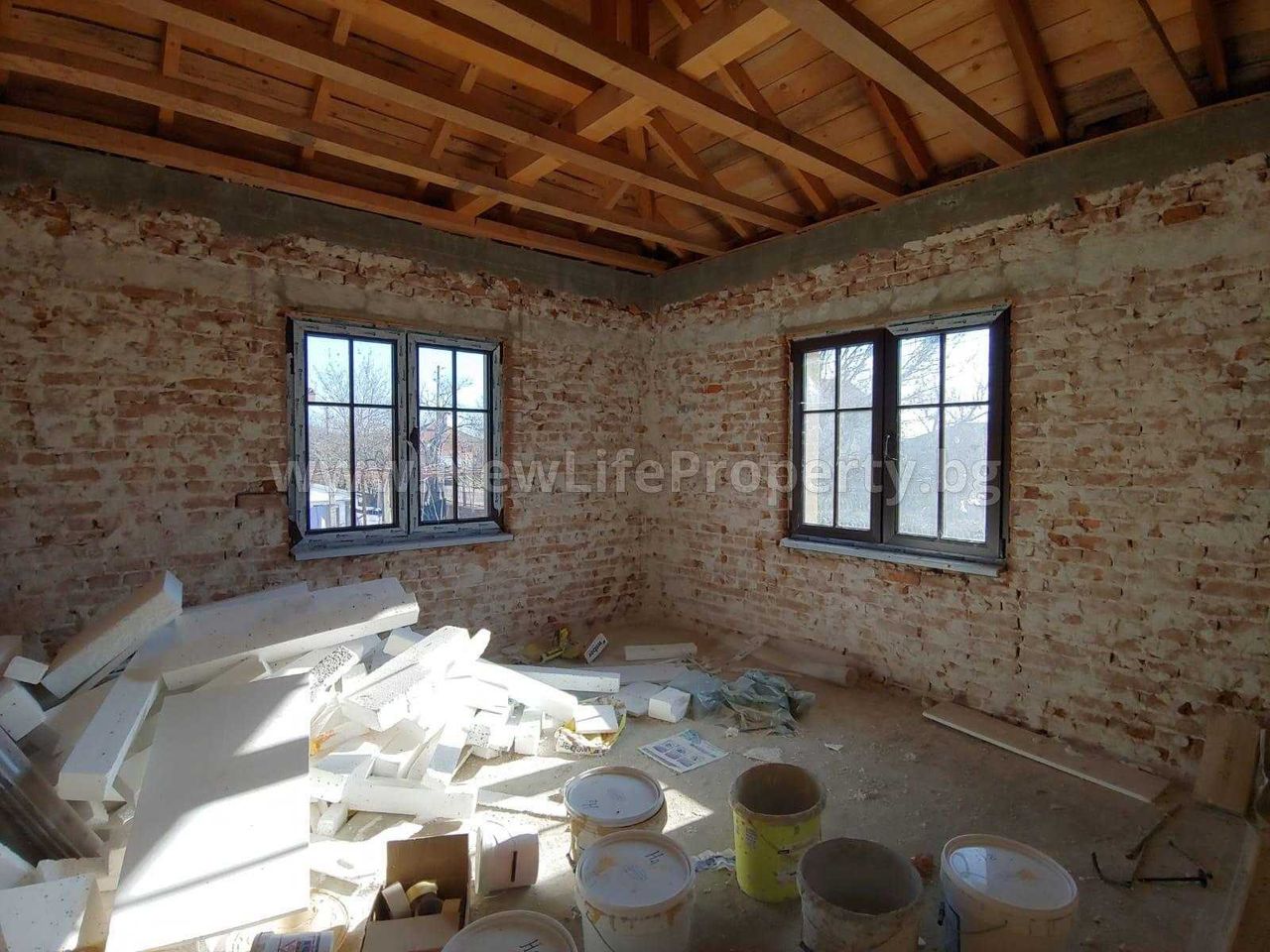 Продава се Къща в с. Тръстиково, Област Бургас - 75 кв.м за 734 €/кв.м - Снимка #4