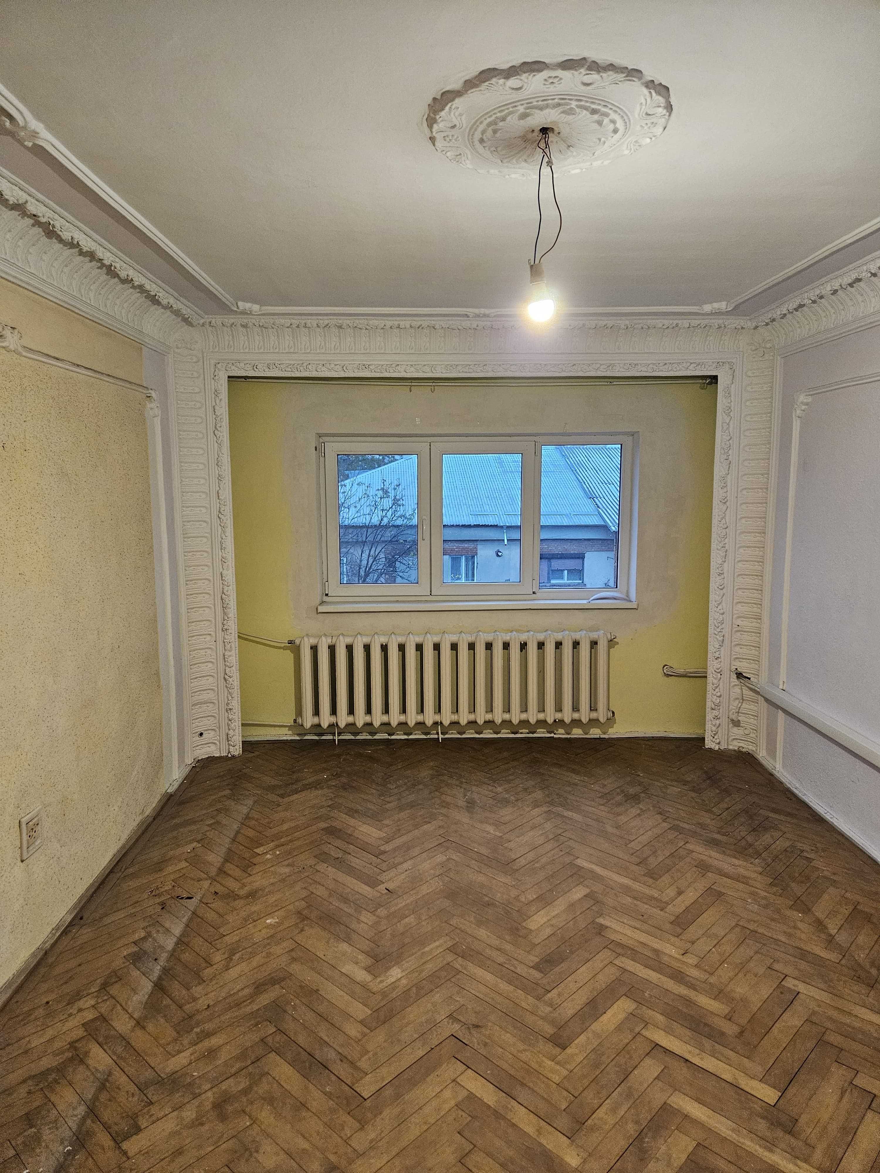 Apartament 2 camere decomandat zona CEC Focsani