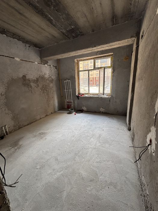 Кадышева 3/1/7 кирпичный дом 83квм  иззат все разделно!