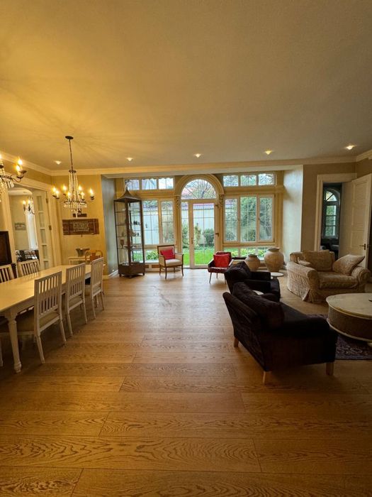 ПРОДАЕТСЯ ЕВРОДОМ Шикарный Дом 10 соток на Дархане