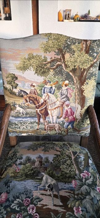 Scaune antic ( pt vanatori )