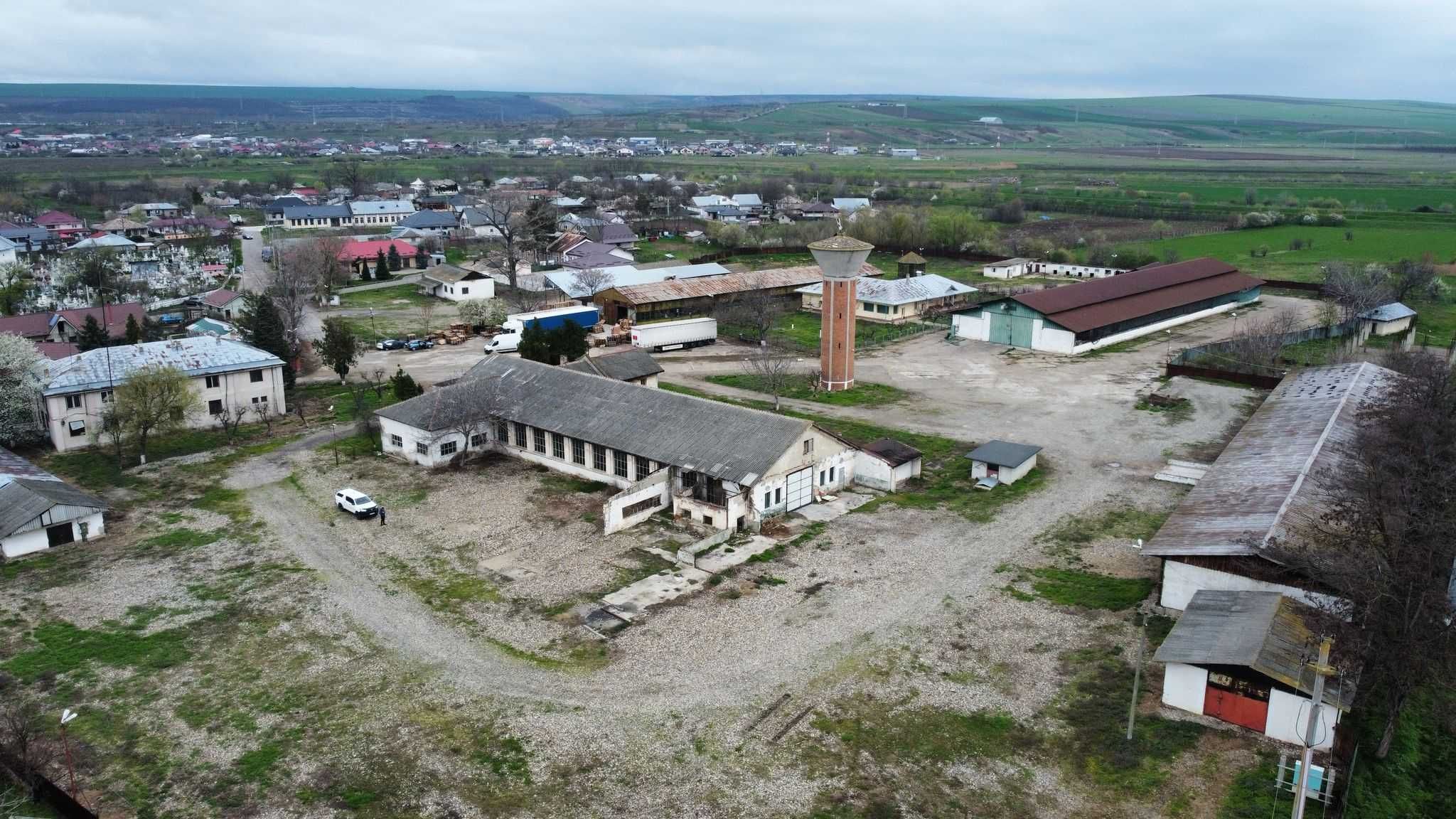 De vanzare bază recepție cereale  în Zorleni - Barlad, jud. Vaslui