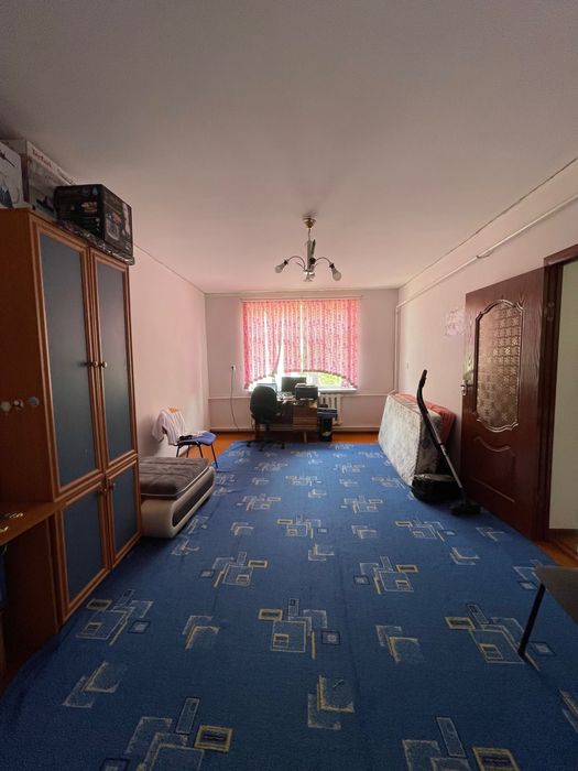 Продается дом. На одном участке два дома