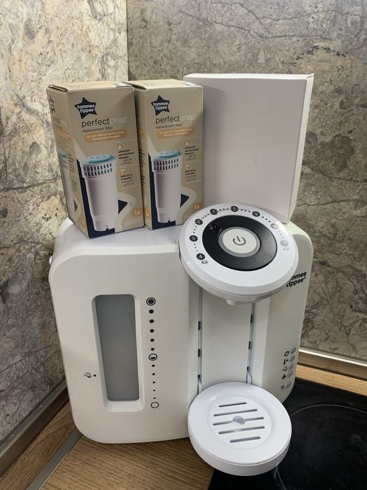 Машина за АМ Tommee Tippee с 4 бр филтри в комплект