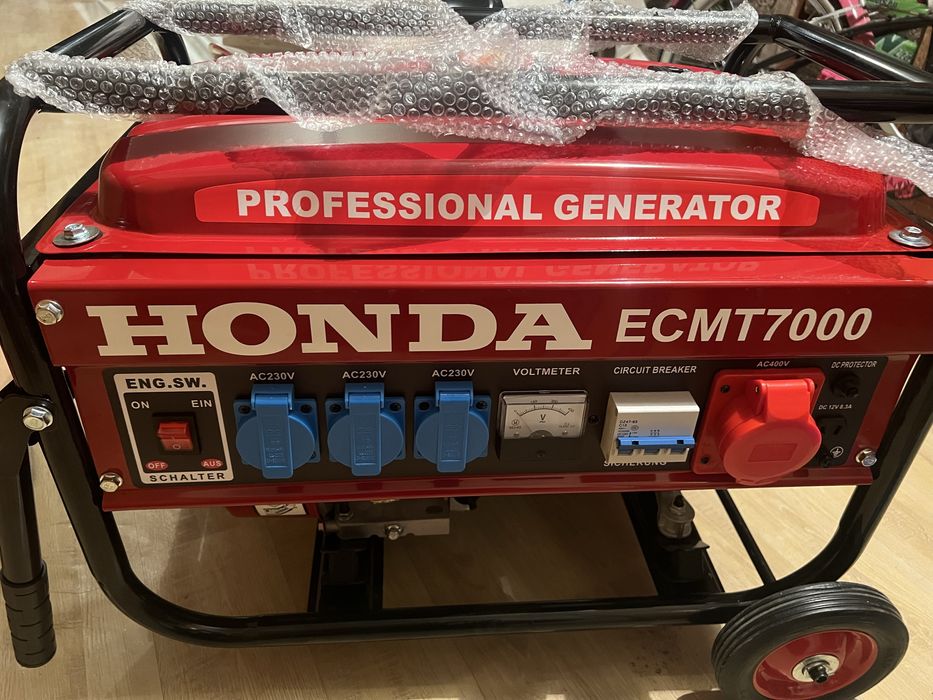 Бензинов трифазен генератор HONDA ECMT 7000,