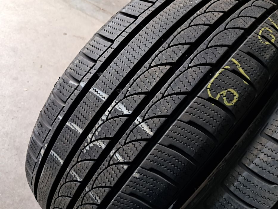 Anvelope second iarna 225 40 R19 Rotalla 7.3mm 2023