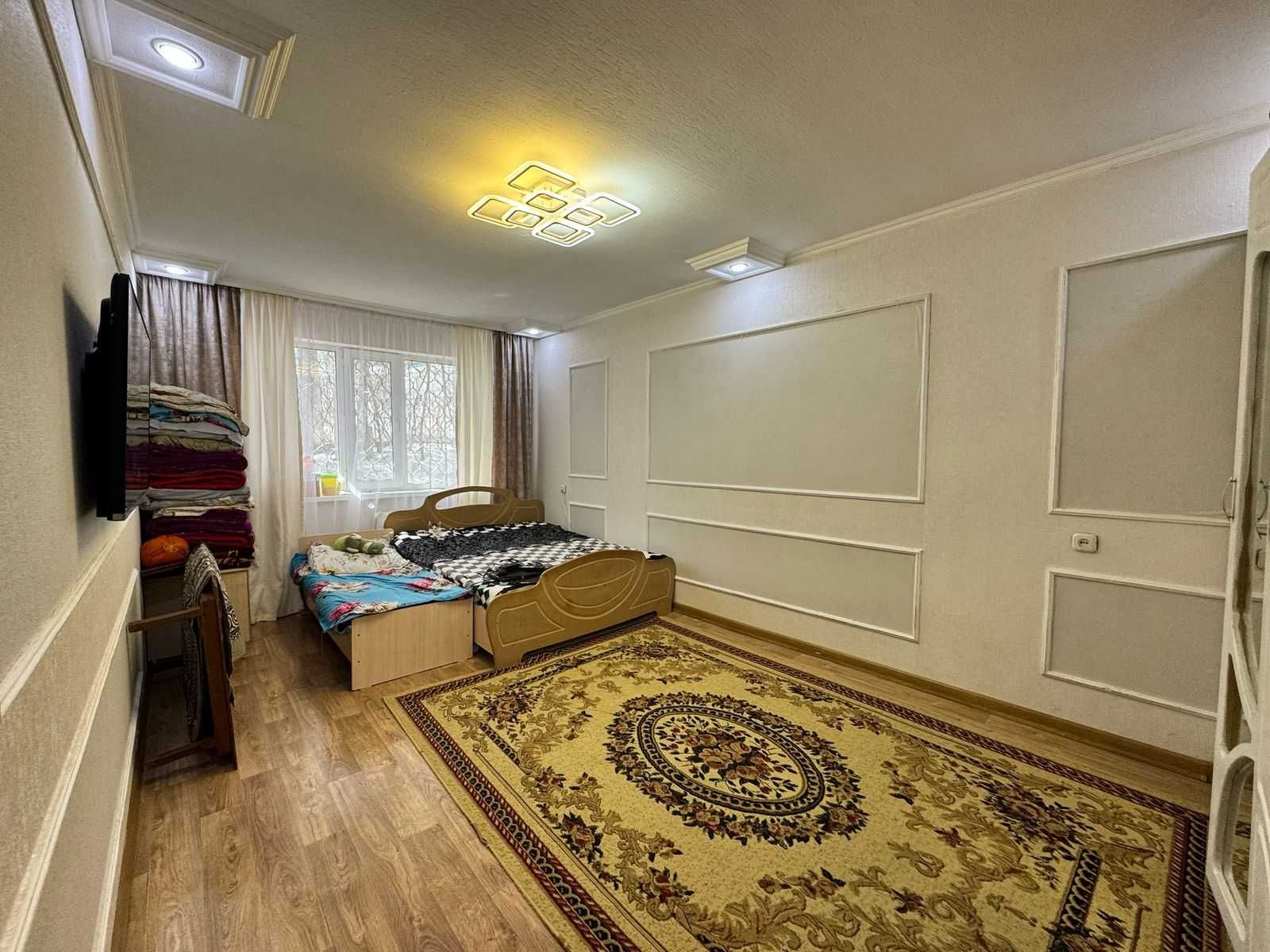 Продам 1 комн квартиру на 6 мкр