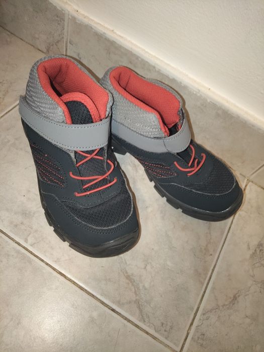 Детски зимни боти