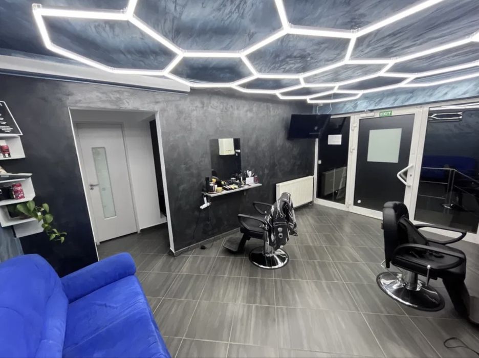 Scaun frizer de inchiriat