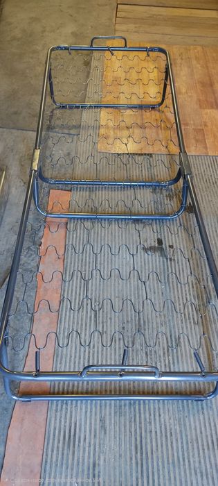 Раскладушка очень крепкая