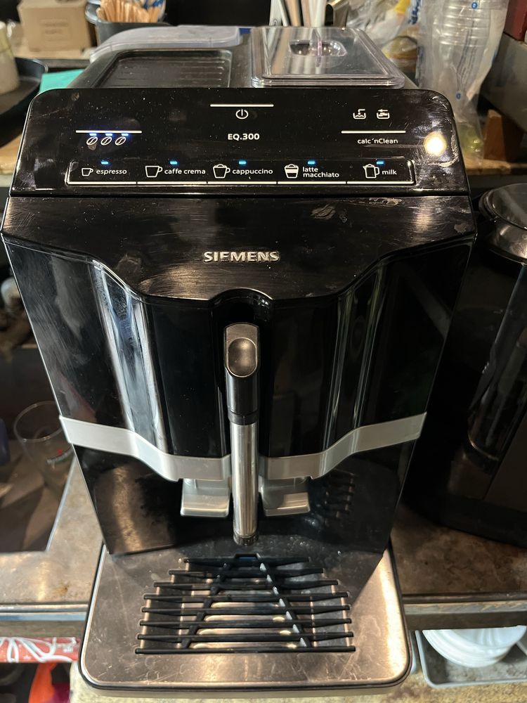 Кафе робот Siemens EQ300