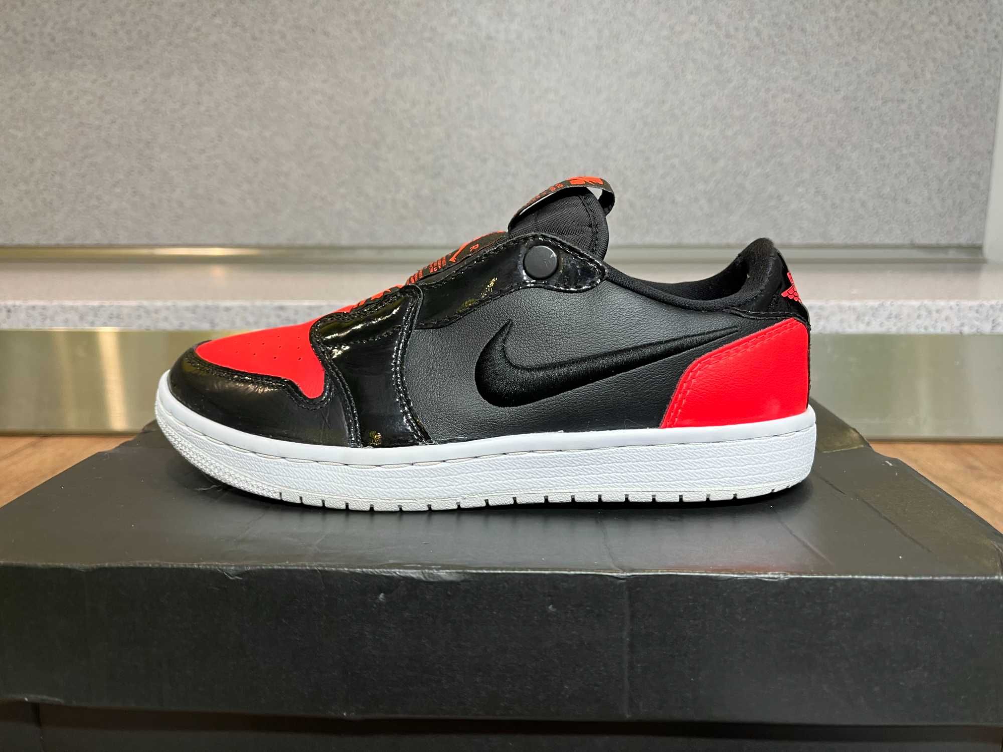 ОРИГИНАЛНИ *** Nike Jordan 1 Low Slip Black 'Infra-Bred'