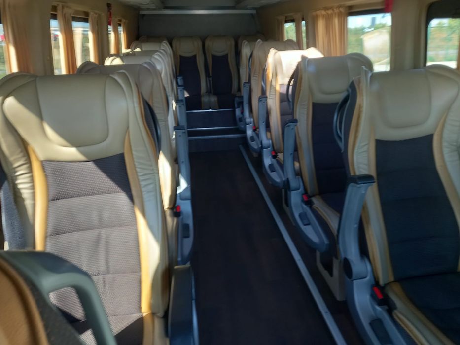 Microbuz Mercedes Sprinter