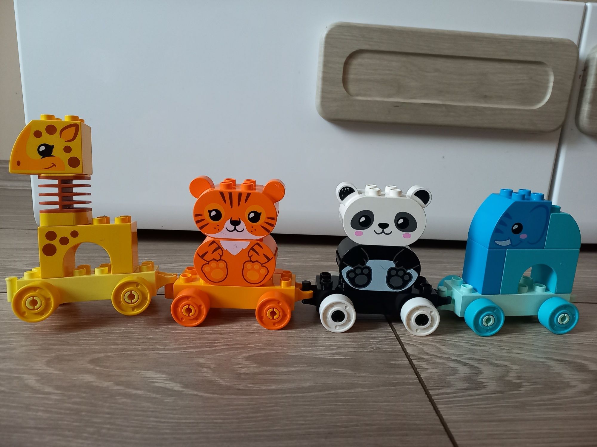 Lego Duplo влак  с животни