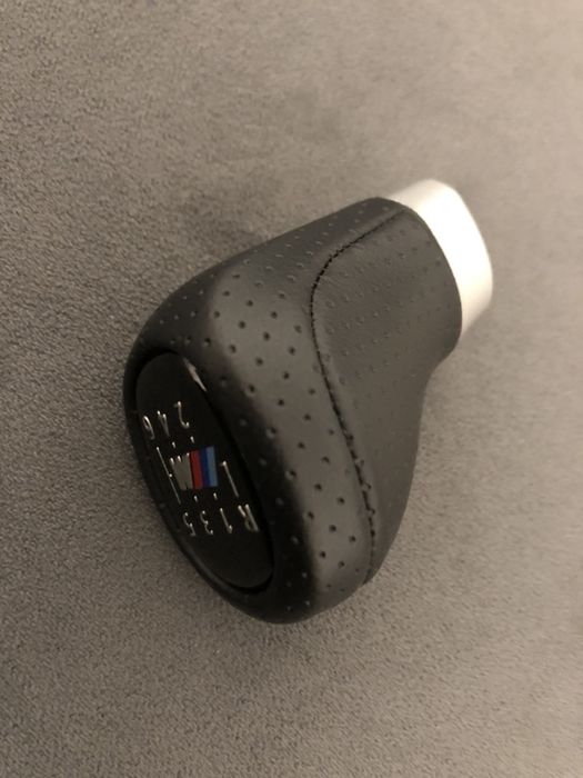 Nuca schimbator scurta perforata BMW M seria 1 3 5 6 E60 E90 E92 X1 X3