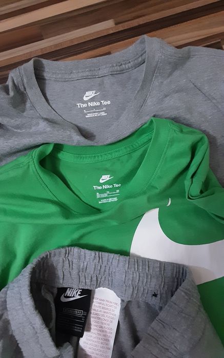 (S)  NIKE under armour оригинални памучни тениски,панталон и клин