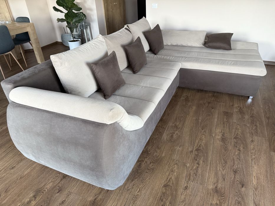 Colțar extensibil cu ladă de depozitare  varianta dreapta .