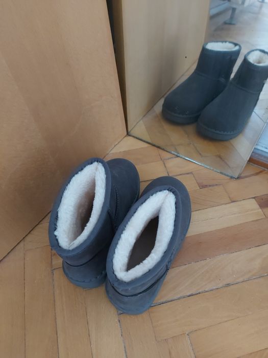 Ghete cizme tip ugg 33