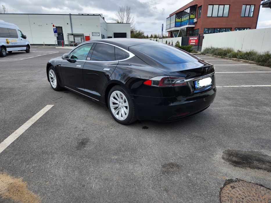 Tesla model s75 proprietar in acte viata baterie 91% schimb cu model X