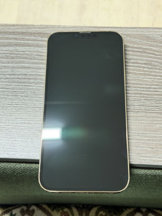 Продам Айфон 13 про макс на 128 гб