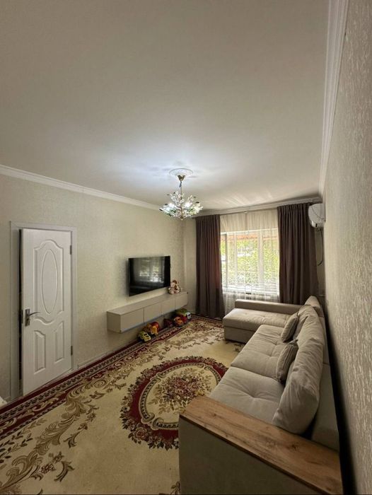 Юнусобод 14кв 1/1/4 Сотилади