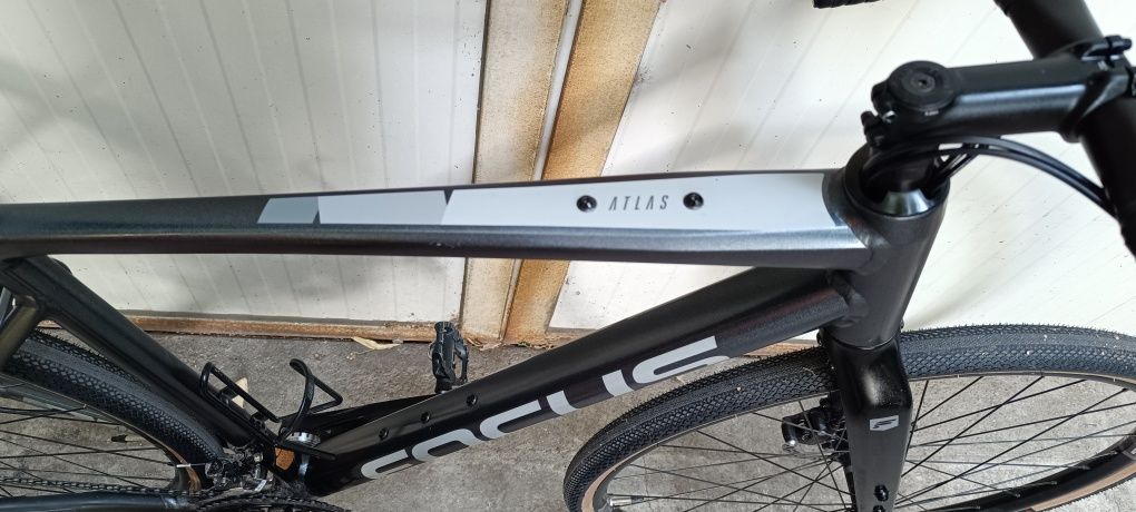 28" focus atlas M