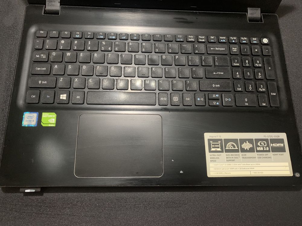 Laptop Acer Aspire F15