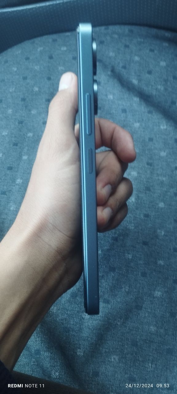 Xiomi Poco c65 новый