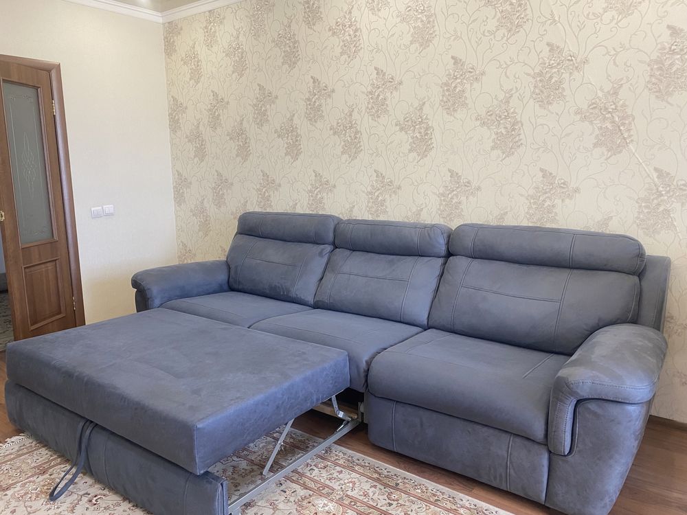 Срочно продам диван