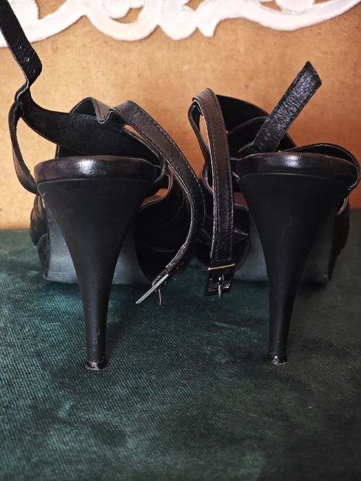 Естествена кожа сандали