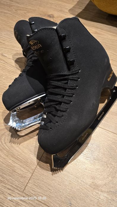 Patine gheata Edea Motivo Black