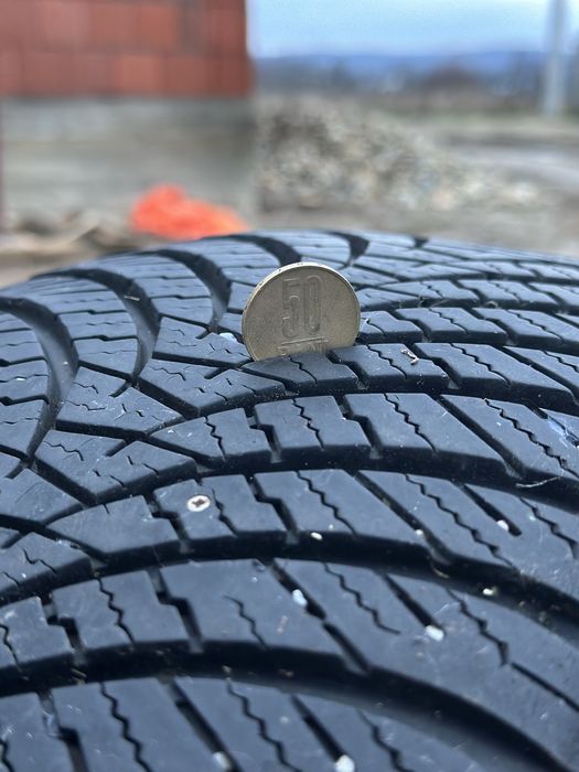 Cauciucuri Iarna 225 55 R16