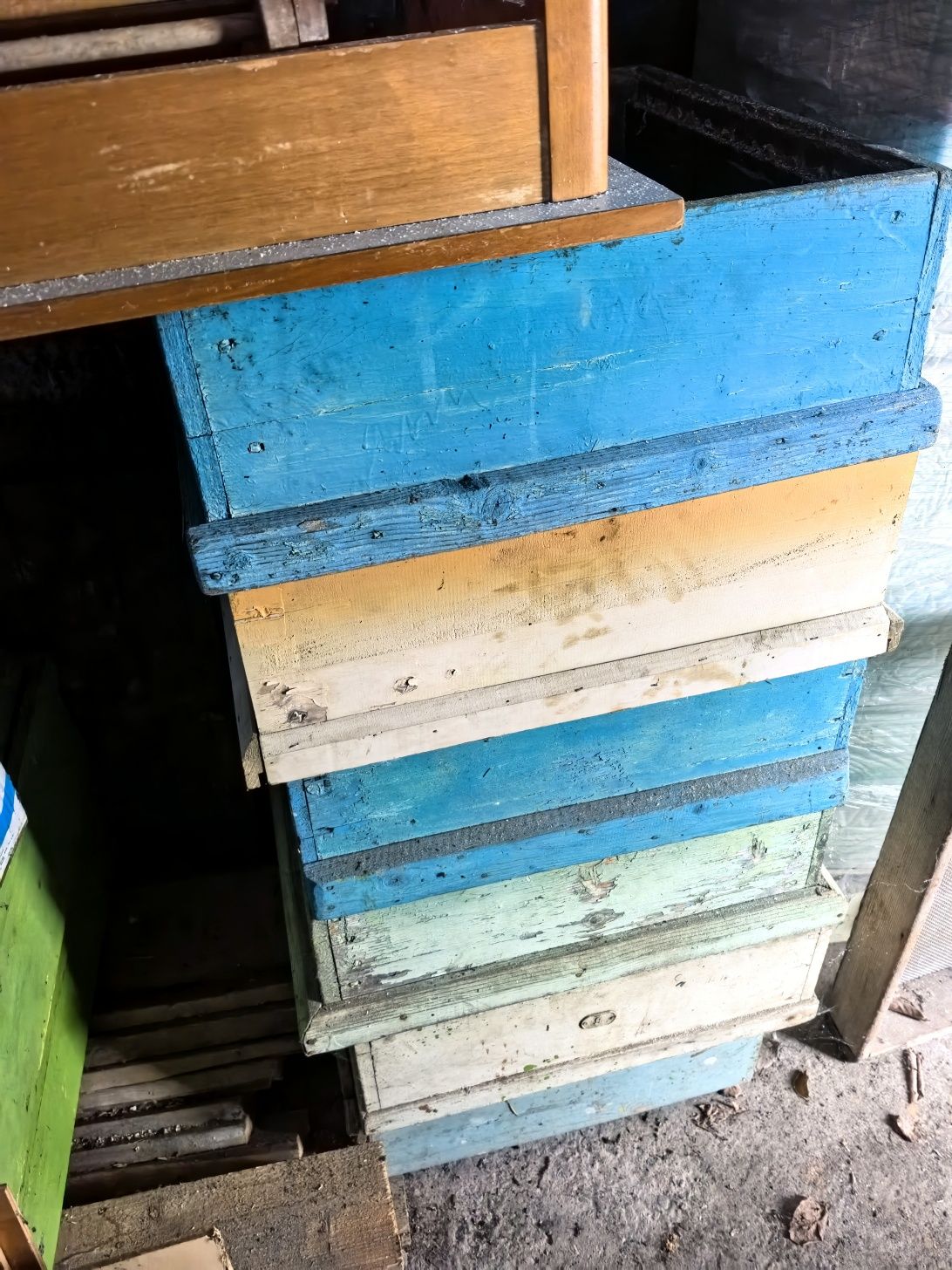 Магазини за кошери 12 рамки