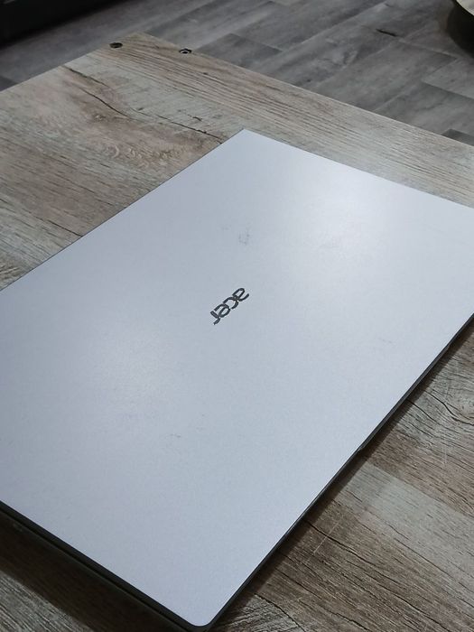 Acer aspire noutbook