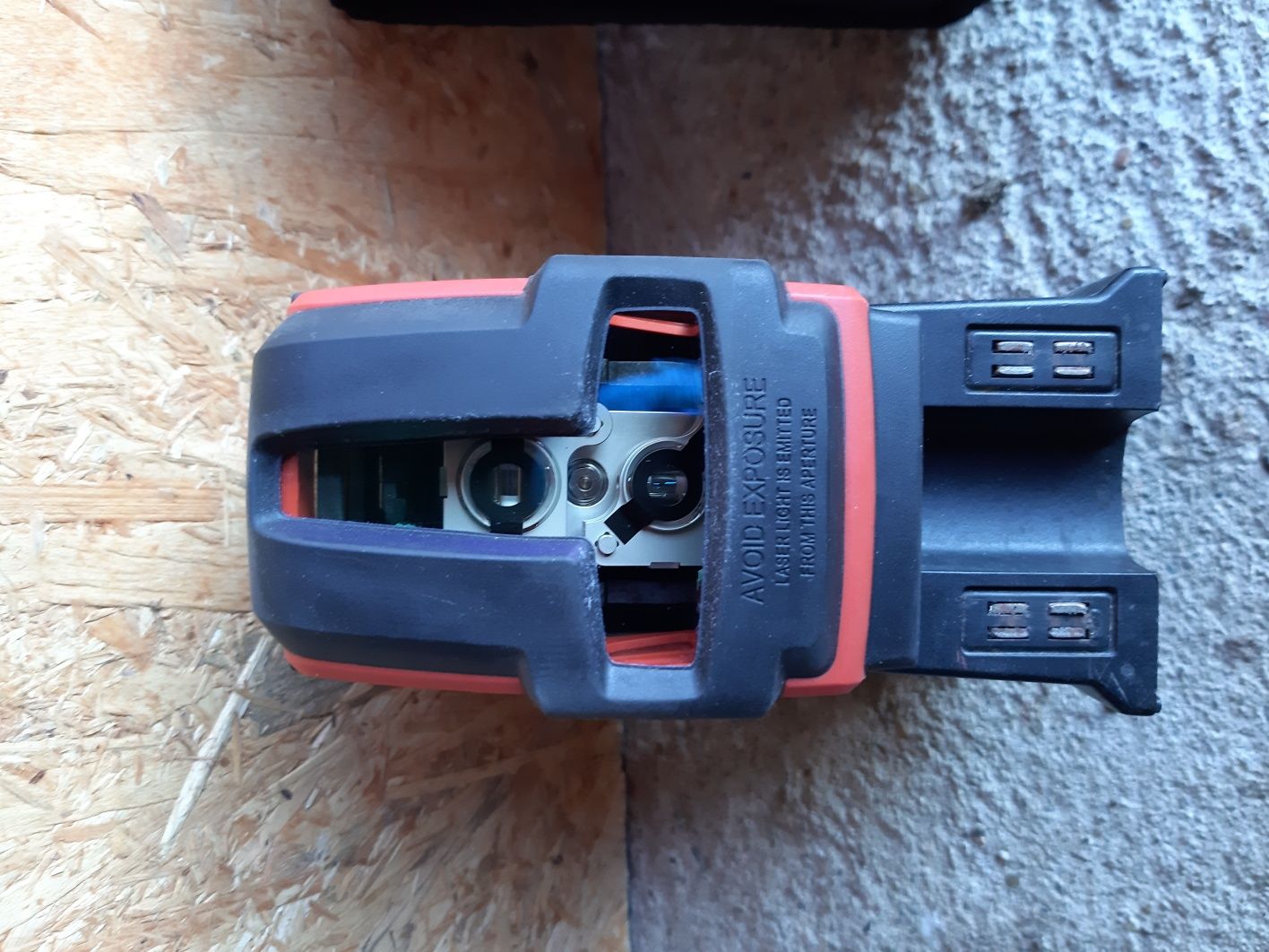 Hilti nivela cu linii PM 46 nou