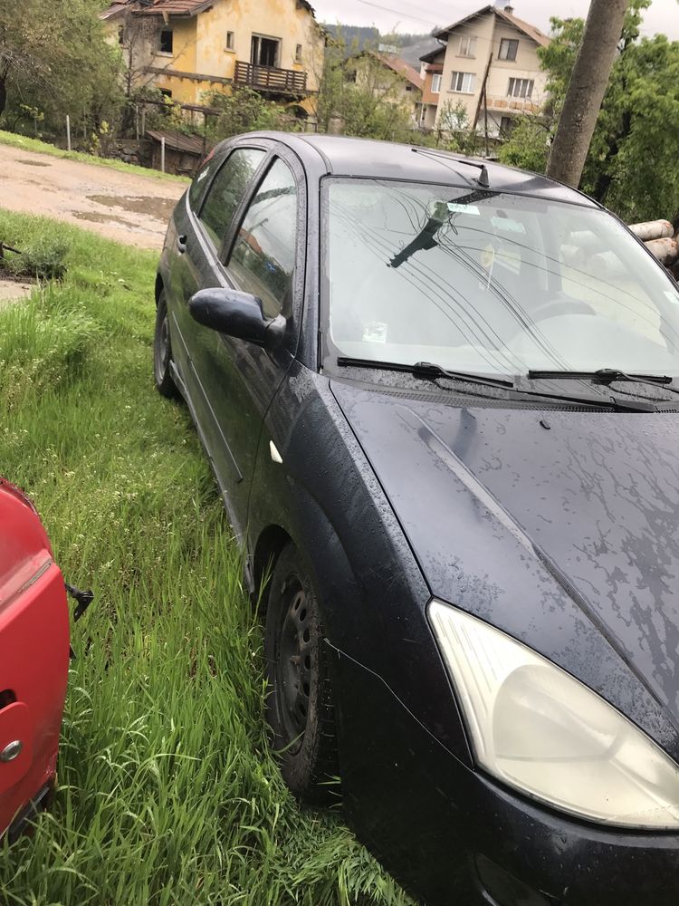 Ford Fokus на части 2002 год 1.8 дизел