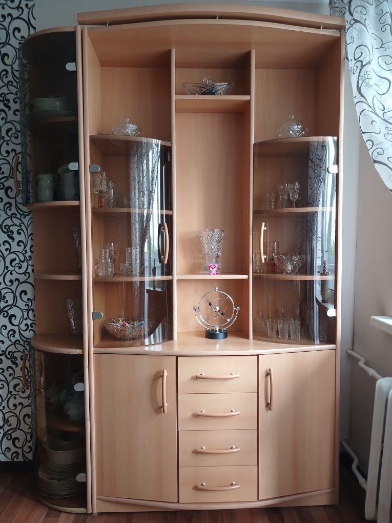 Продам стенку б/у