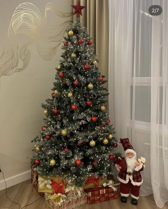 Продам елку в отличном состоянии