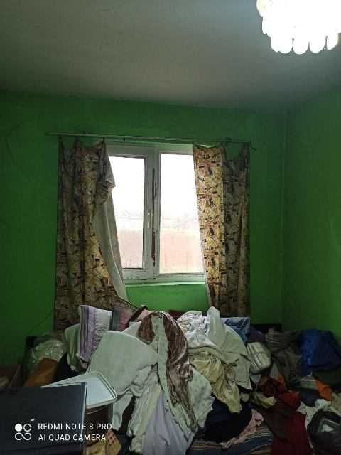 Продава се Къща в с. Ловец, Област Търговище - 70 кв.м за 365 €/кв.м - Снимка #3