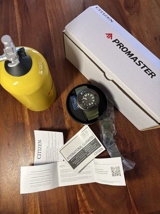 CITIZEN Ecodrive Stahl solar 300 m