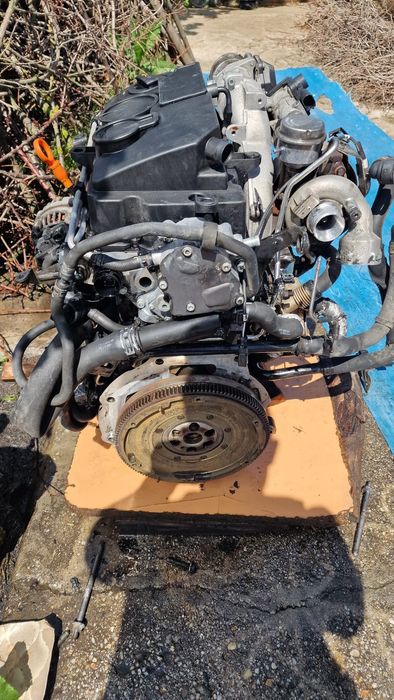 Motor 1.9 BLS  105cp